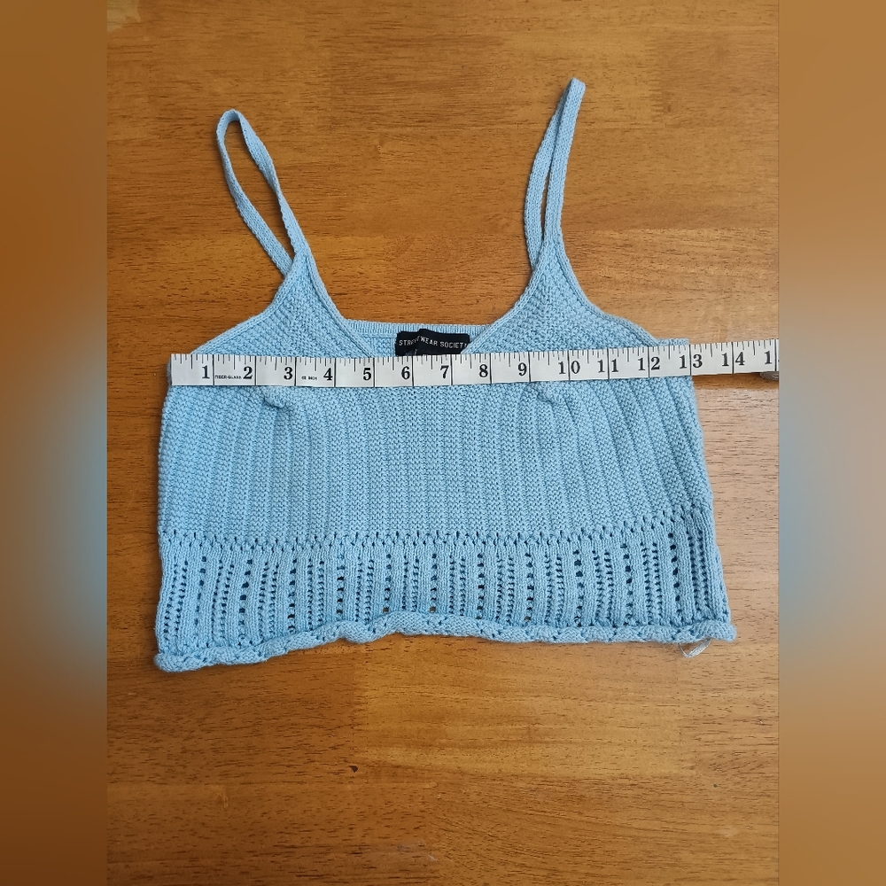 Crop top